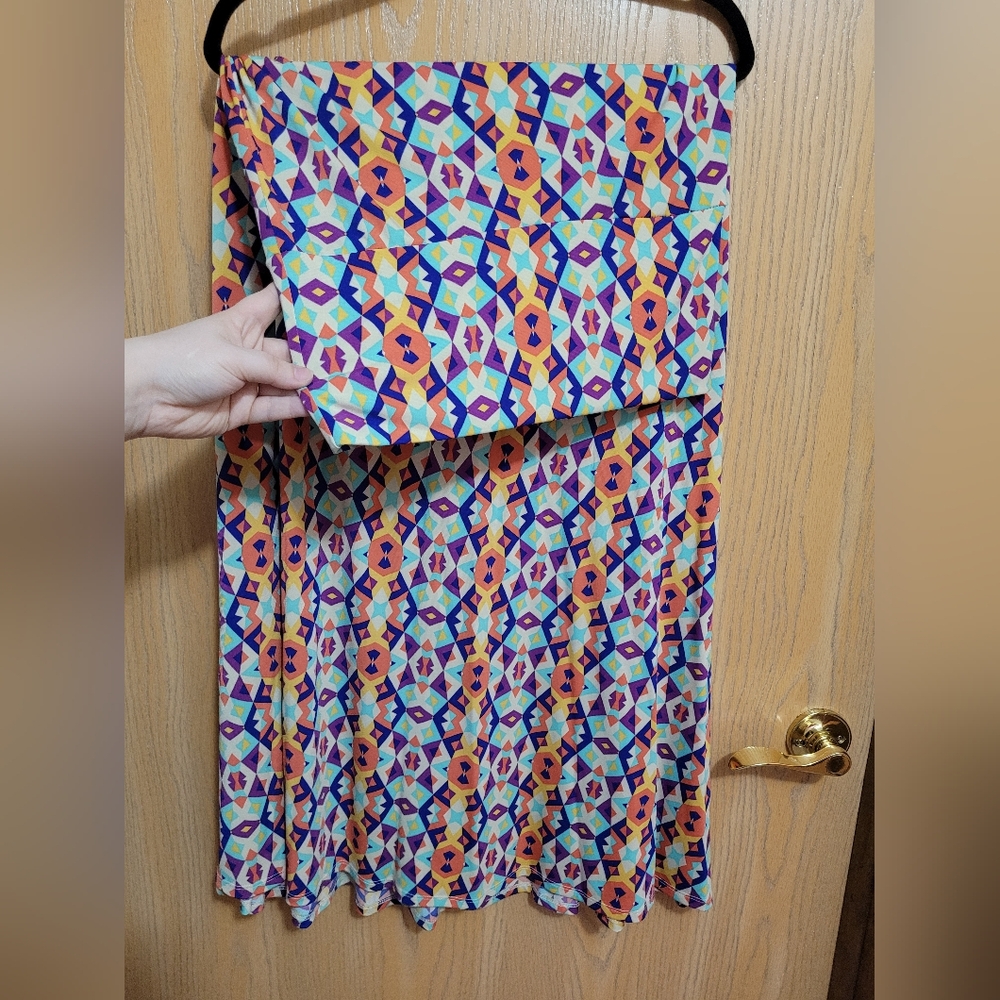 LuLaRoe Maxi Skirt with Geometric Pattern